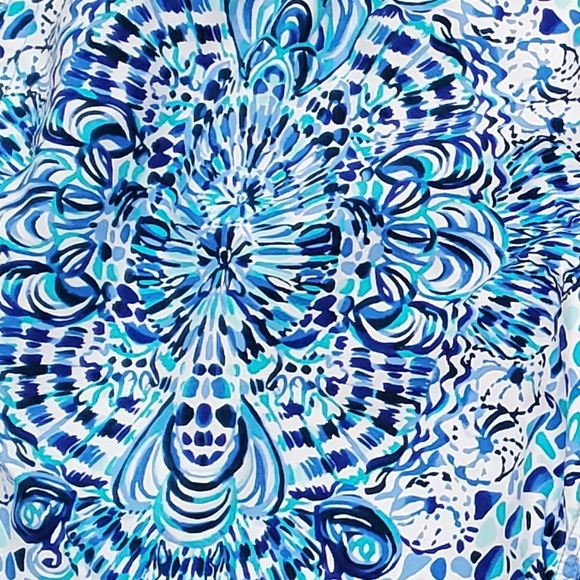 Lilly Pulitzer Men's Swim Trunks - Picture 3 of 3